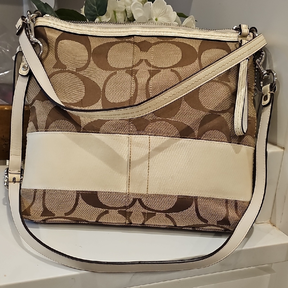 Coach SLIM 2 WAY TOTE - Picture 10 of 10